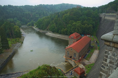 Dolna część elektrowni wodnej w Pilchowicach