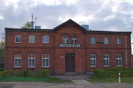 Budynek nieistniejącej stacji kolejowej Sułów Milicki