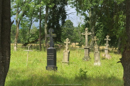 Cmentarz w Czarne