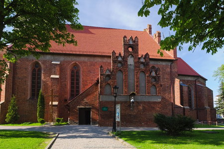 Kolejny kościół w Skarszewach