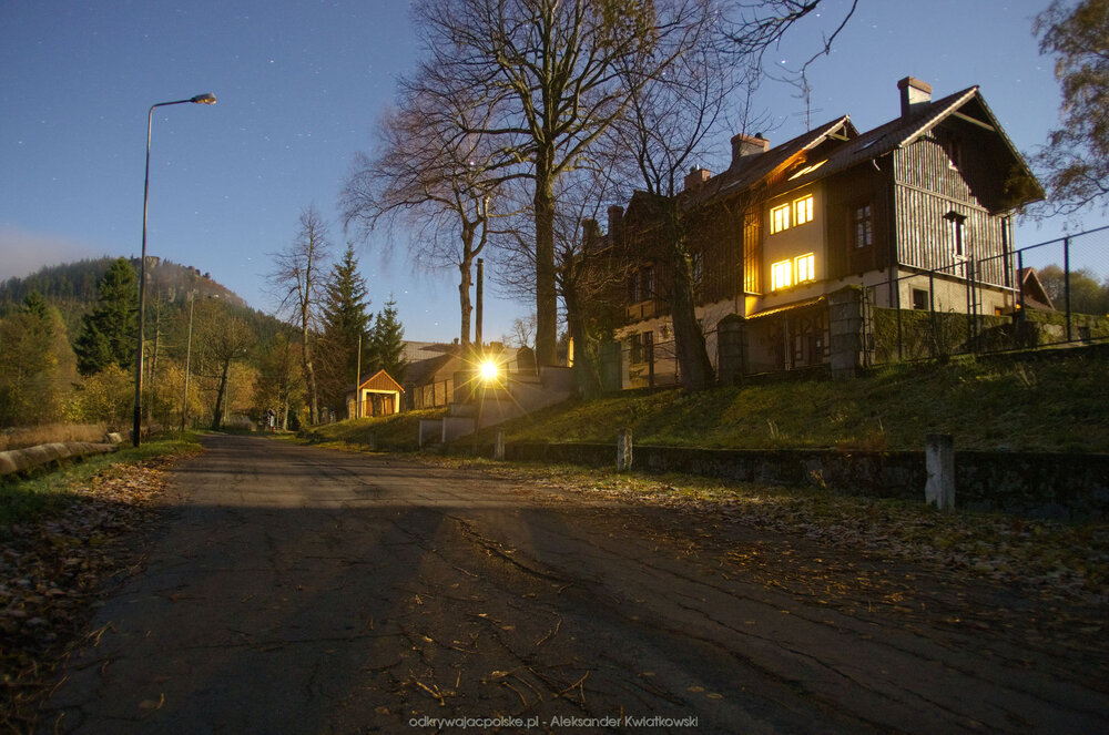 Pasterka przed wschodem słońca (203.03515625 kB)