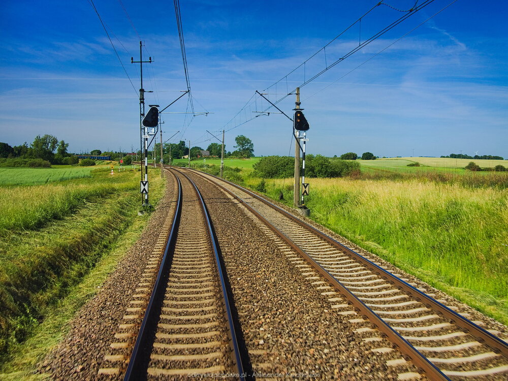 Jadąc pociągiem do Olsztyna (268.2216796875 kB)