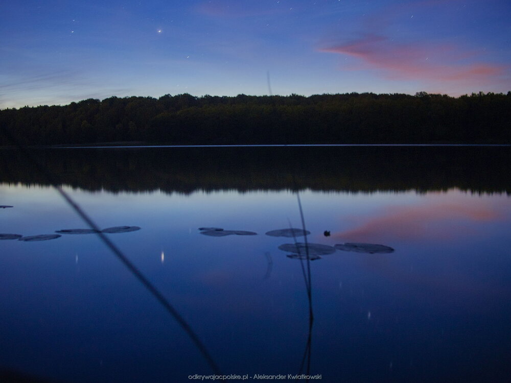 Próba nocnych zdjęć w Miłomłynie (99.3388671875 kB)
