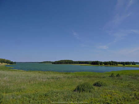 Jezioro Dejguny obok Starławki Małe
