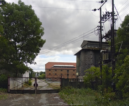 Zakład przemysłowy we wsi Turew