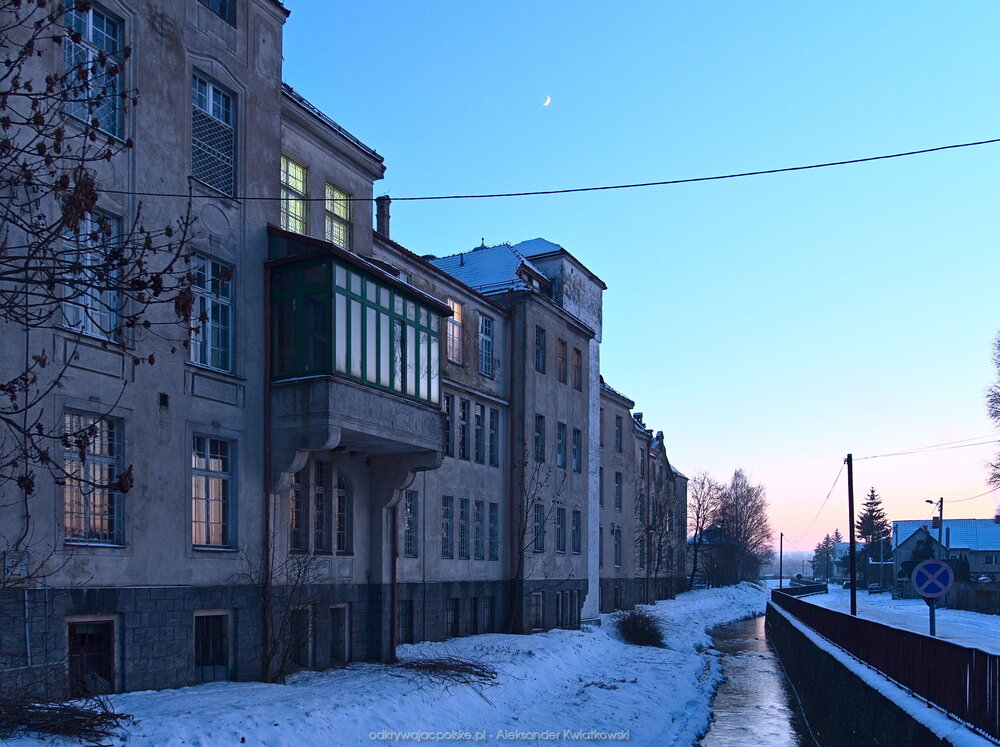 Szpital w Ziębicach (188.8984375 kB)