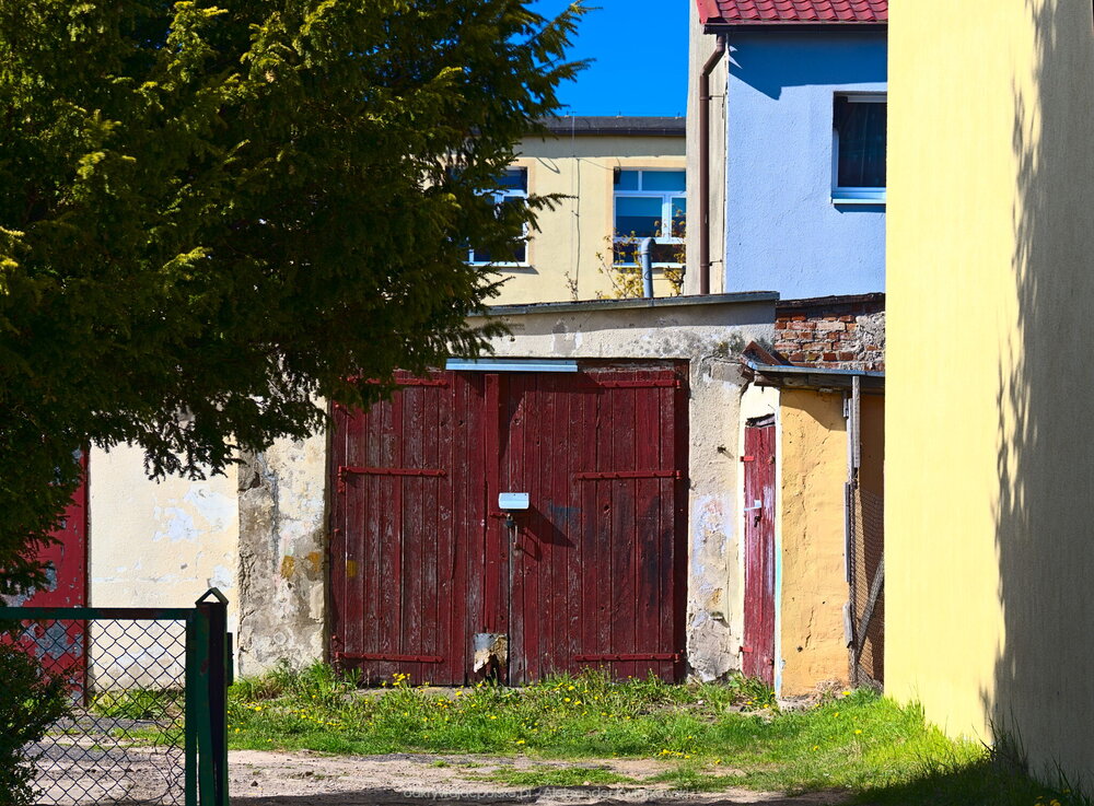 Garaż w Reczu (259.8505859375 kB)