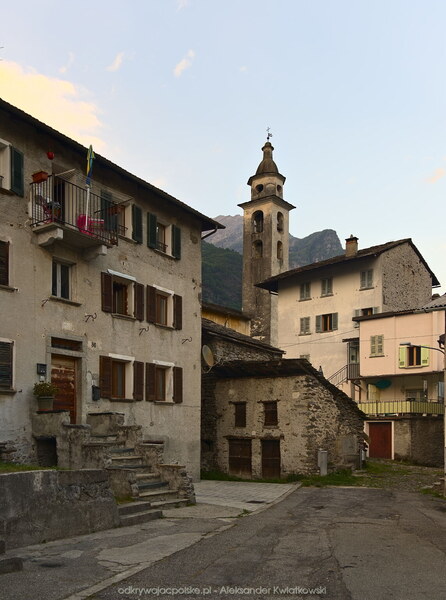 Klasyczna włoska wioska (99.53515625 kB)