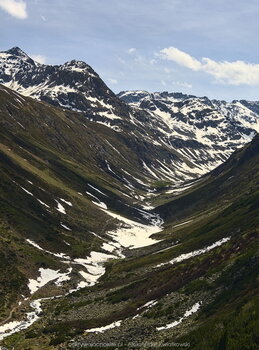 Góry na wschód od Davos