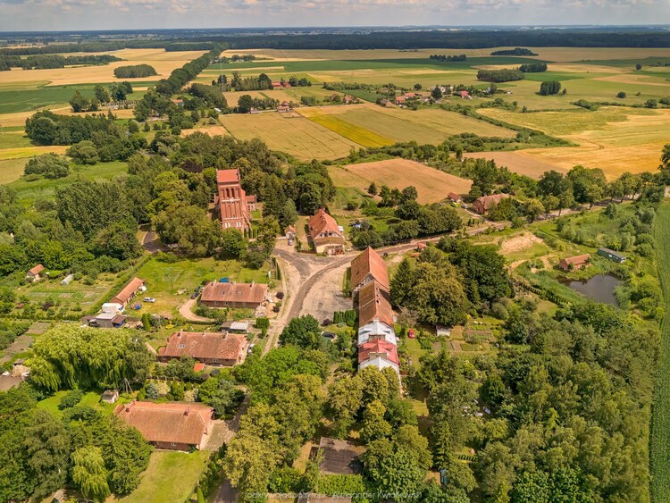 Wieś Sątoczno (210.2607421875 kB)