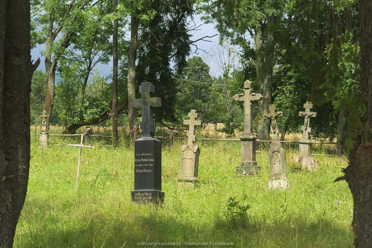 Cmentarz w Czarne (180.7158203125 kB)