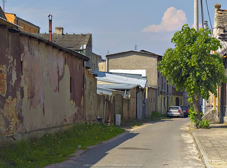 Mniej piękna ulica w Czerniejewie (158.498046875 kB)