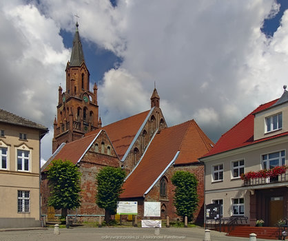 Kościół w miejscowości Dobra