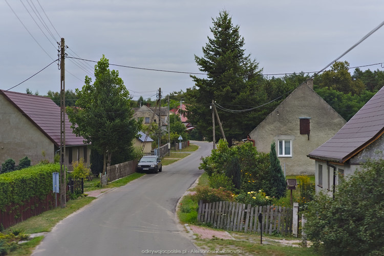 Okolice wsi Słone (153.7646484375 kB)