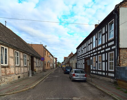 Ulica starych domów