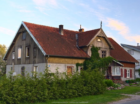 Dom we wsi Zwierzno