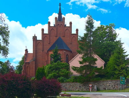 Kościół w miejscowości Lutry