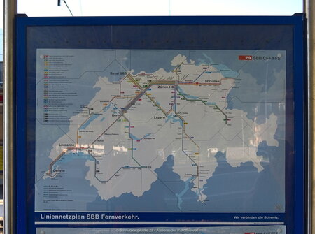 Schemat połączeń szybkich kolei w Szwajcarii