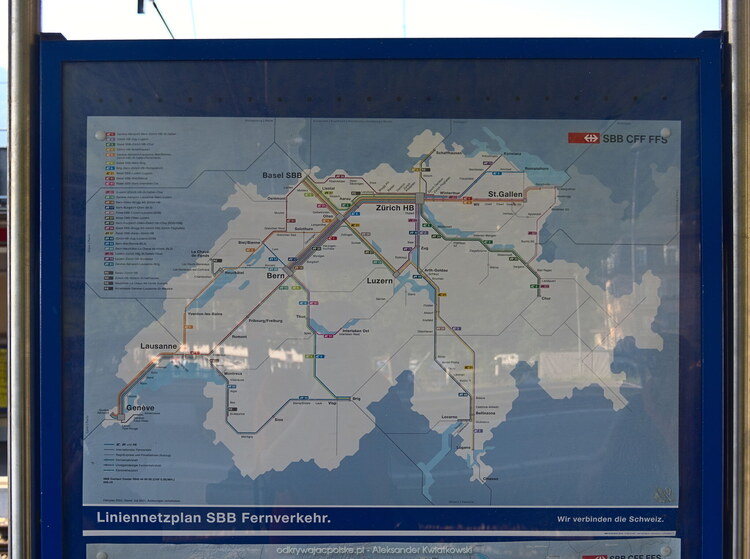Schemat połączeń szybkich kolei w Szwajcarii (124.12890625 kB)